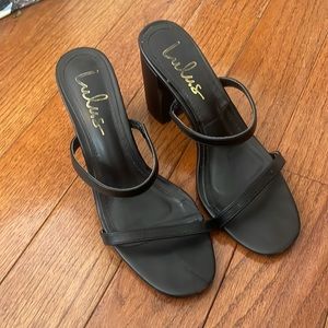 Lulus black mules